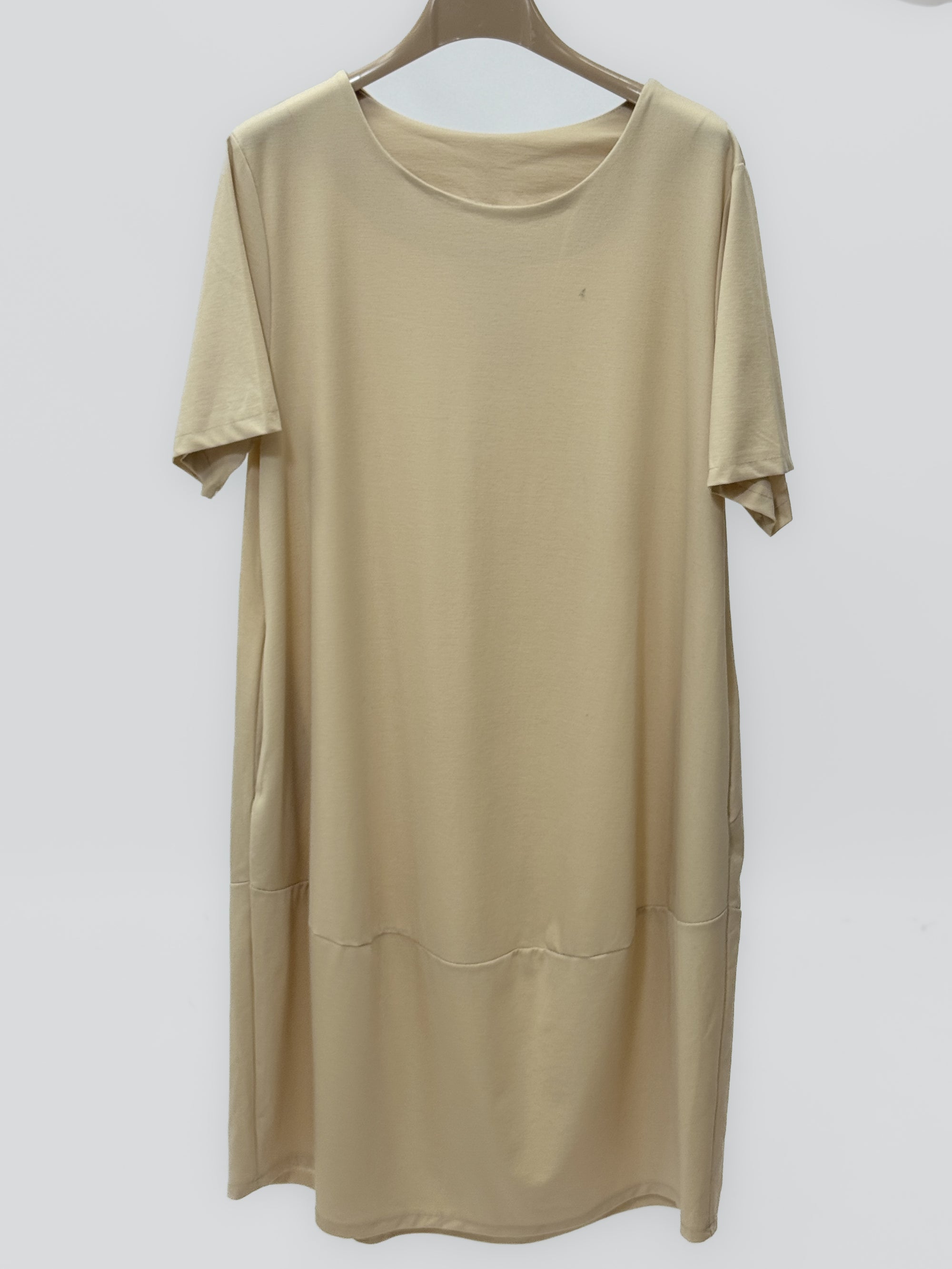 Abito fluido basic oversize comodo e versatile