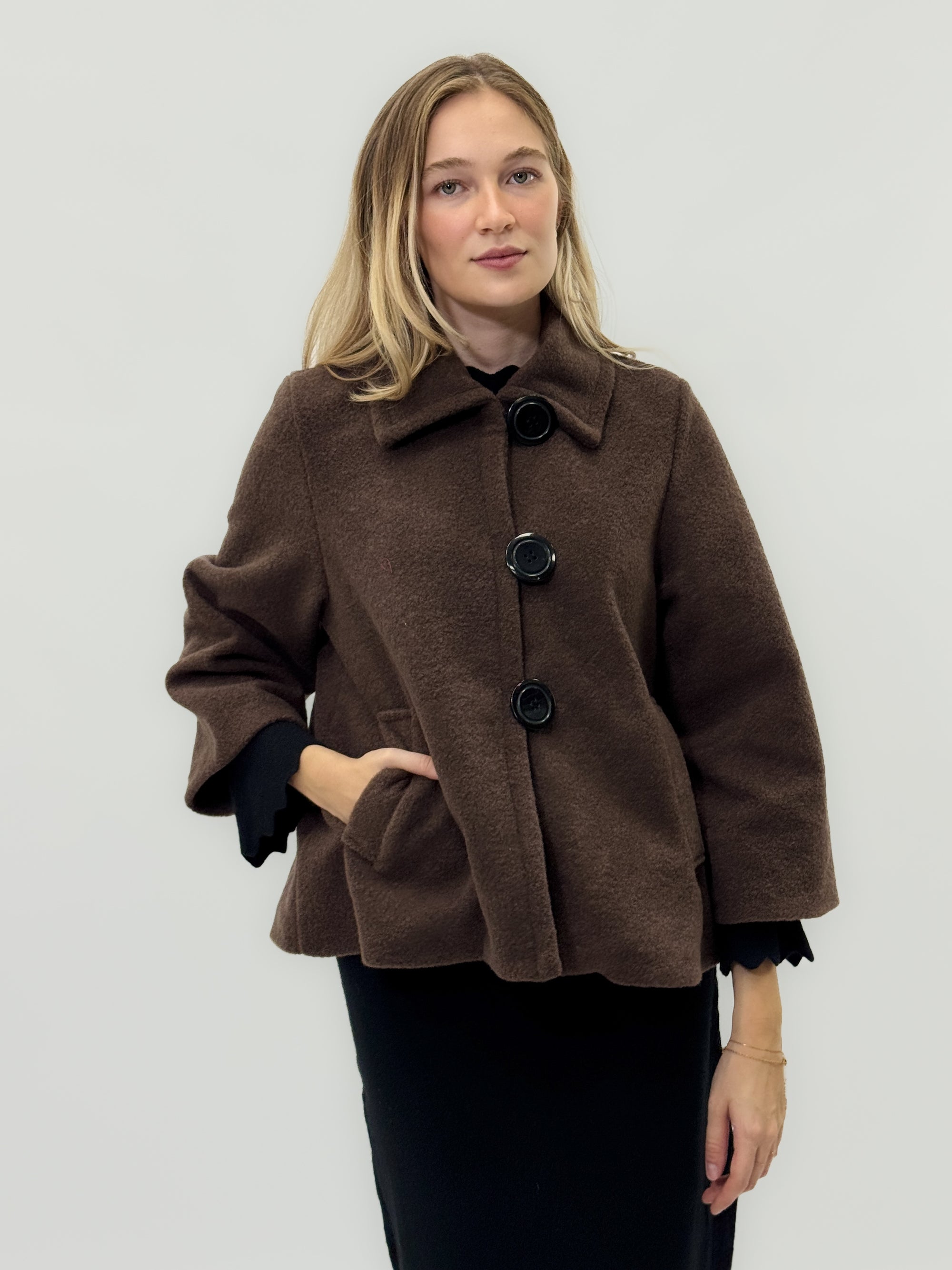 Cappotto con colletto classico