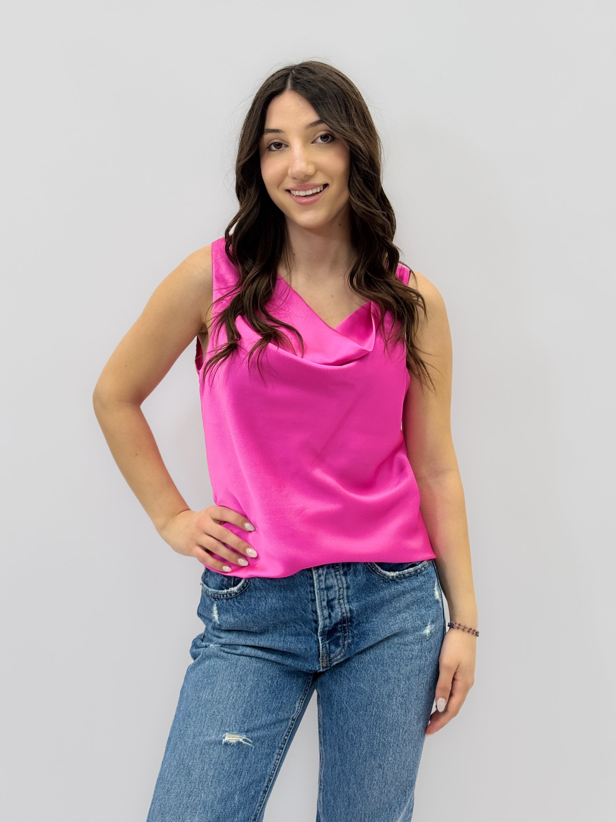 Maglia con scollo effetto seta