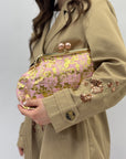 Pochette ricamata