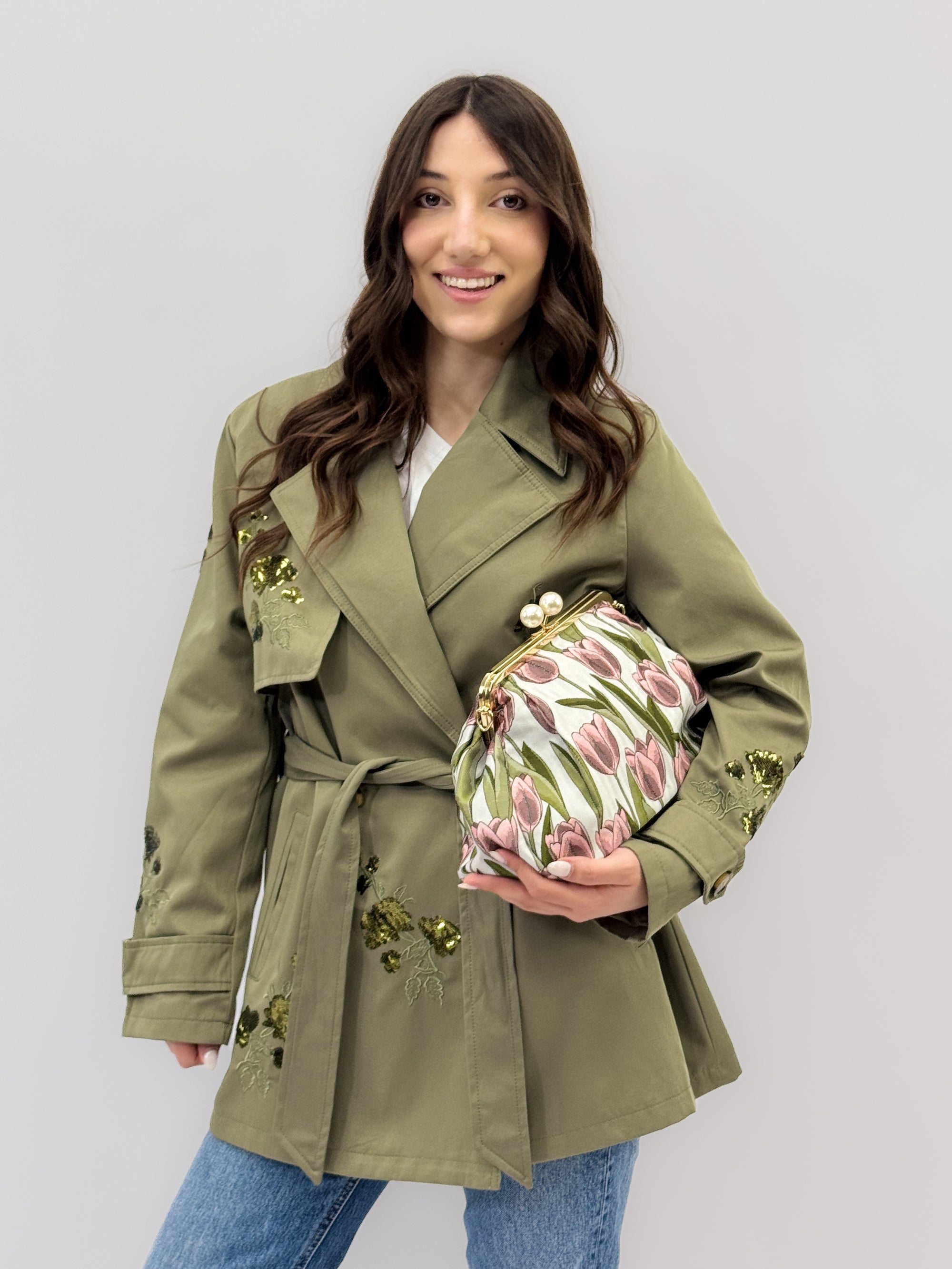 Pochette ricamata