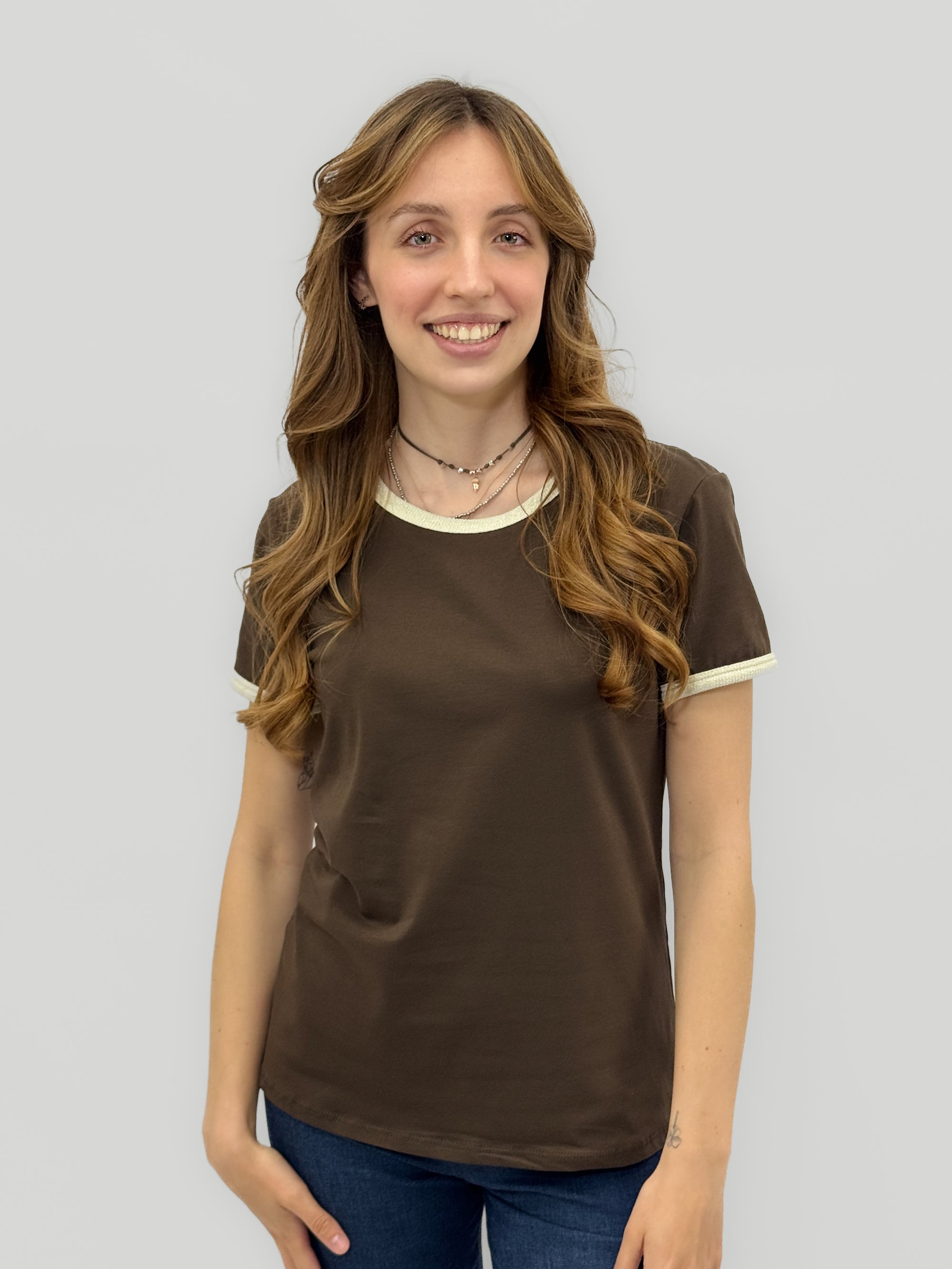 T-shirt Donna Basic con Profili a Contrasto
