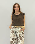 Maglia con maniche ricamate