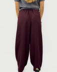 Pantalone Palazzo con Dettaglio Portafoglio