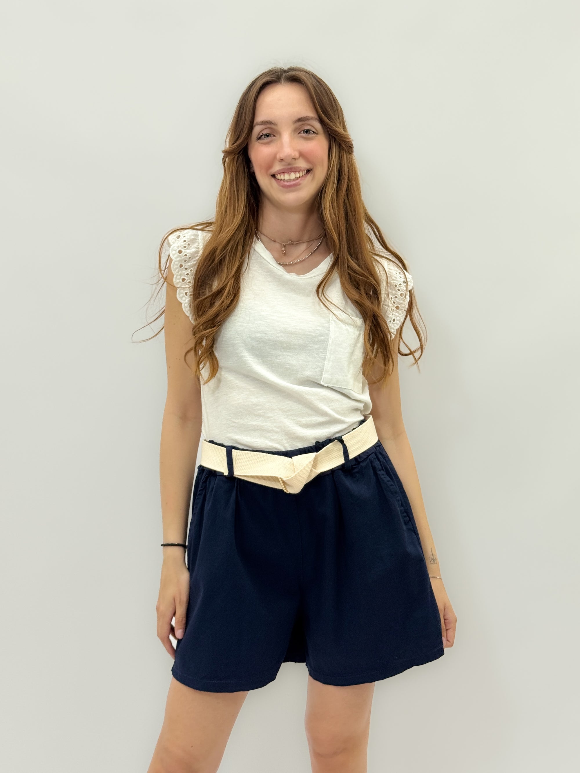 Pantaloncini in cotone con cintura