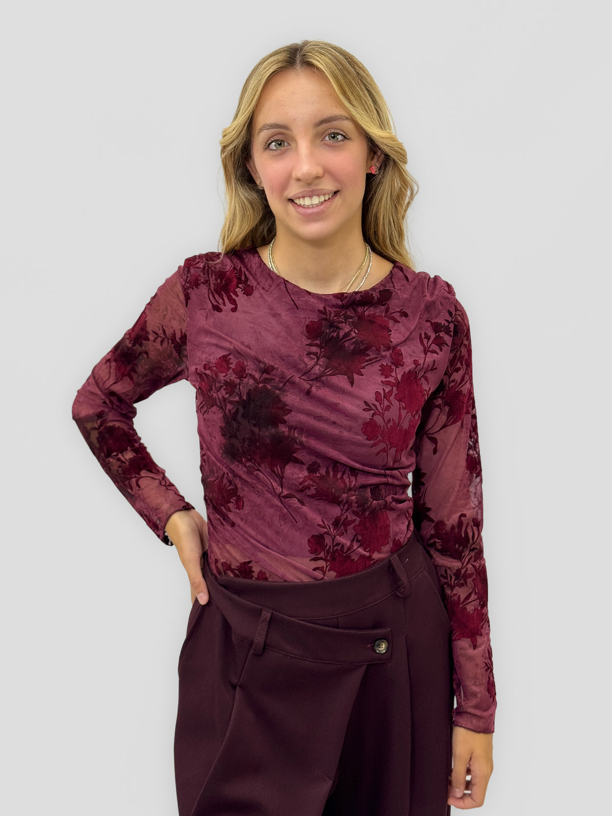 Maglia donna in tulle floreale arricciata