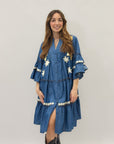 Abito in denim con ricami
