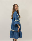 Abito in denim con ricami
