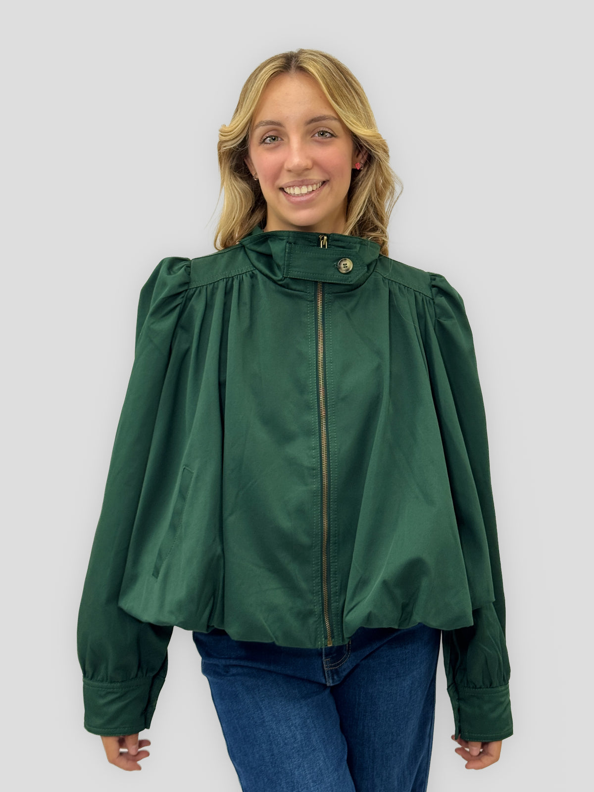 Giacca trench in cotone con zip e spalle arricciate