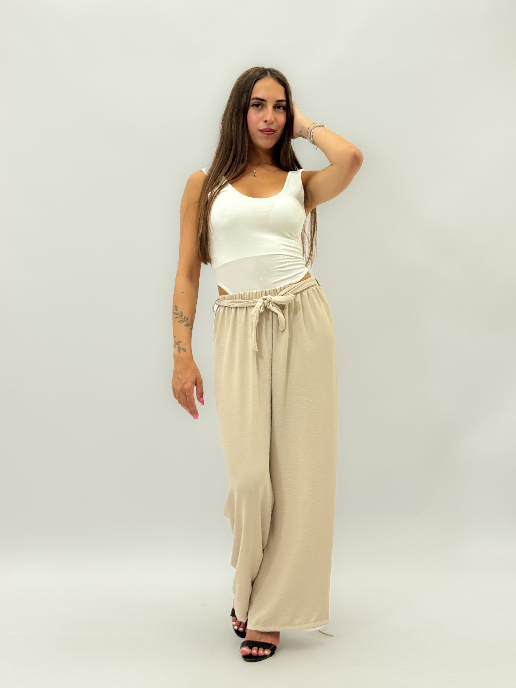 Pantaloni con fiocco