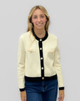 Cardigan Bicolore con Bottoni Gioiello - Chic