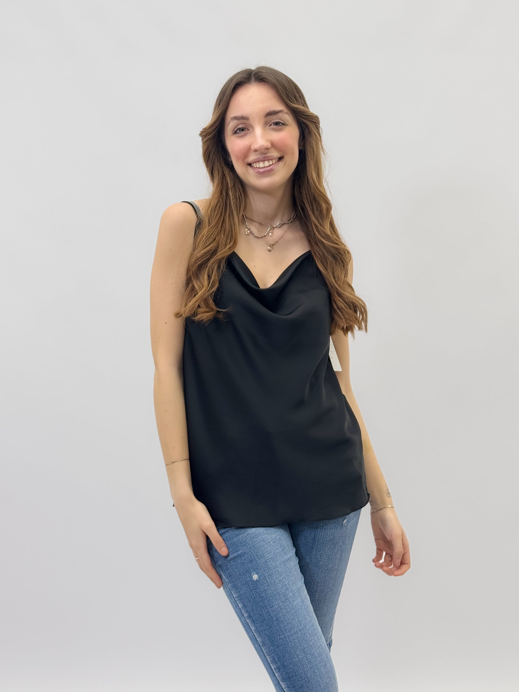 Maglia con scollo