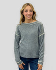 Maglia donna girocollo con profili a contrasto