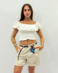 Pantaloncini con cintura e foulard