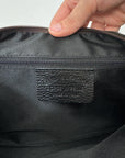 Borsa a mano in vera pelle scamosciata con frange e borchiette – Made in Italy
