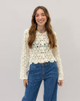 Maglia crochet con bottoni