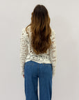 Maglia crochet con bottoni