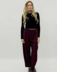 Pantaloni ampi con vita elasticizzata