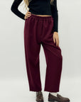 Pantaloni ampi con vita elasticizzata