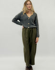 Pantaloni ampi con vita elasticizzata