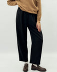 Pantaloni ampi con vita elasticizzata