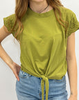 T-shirt nodo con ricami maniche