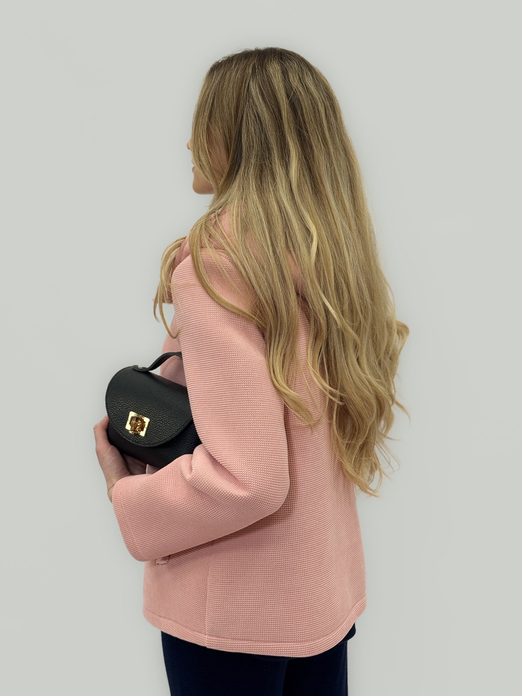 Giacca corta in Neoprene con Cappuccio – Moderna &amp; Confortevole