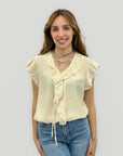 Blusa con Volant e Laccetto