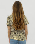 T-shirt Animalier con Volant