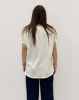 T-shirt in cotone taglia comoda con donna
