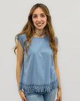 T-shirt con Pizzo sul Fondo