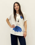 T-shirt in cotone taglia comoda con donna
