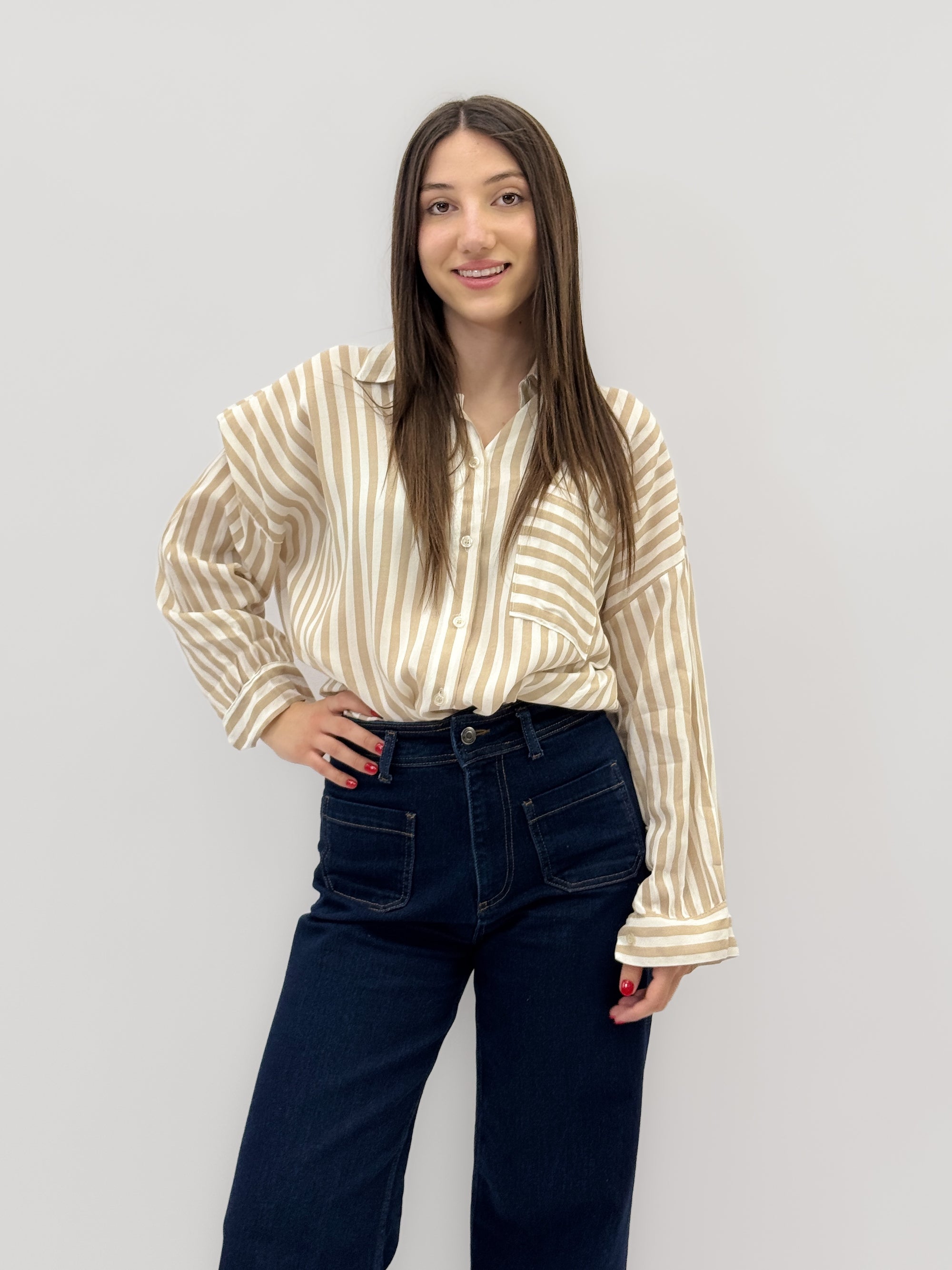 Camicia leggera taglia comoda a righe