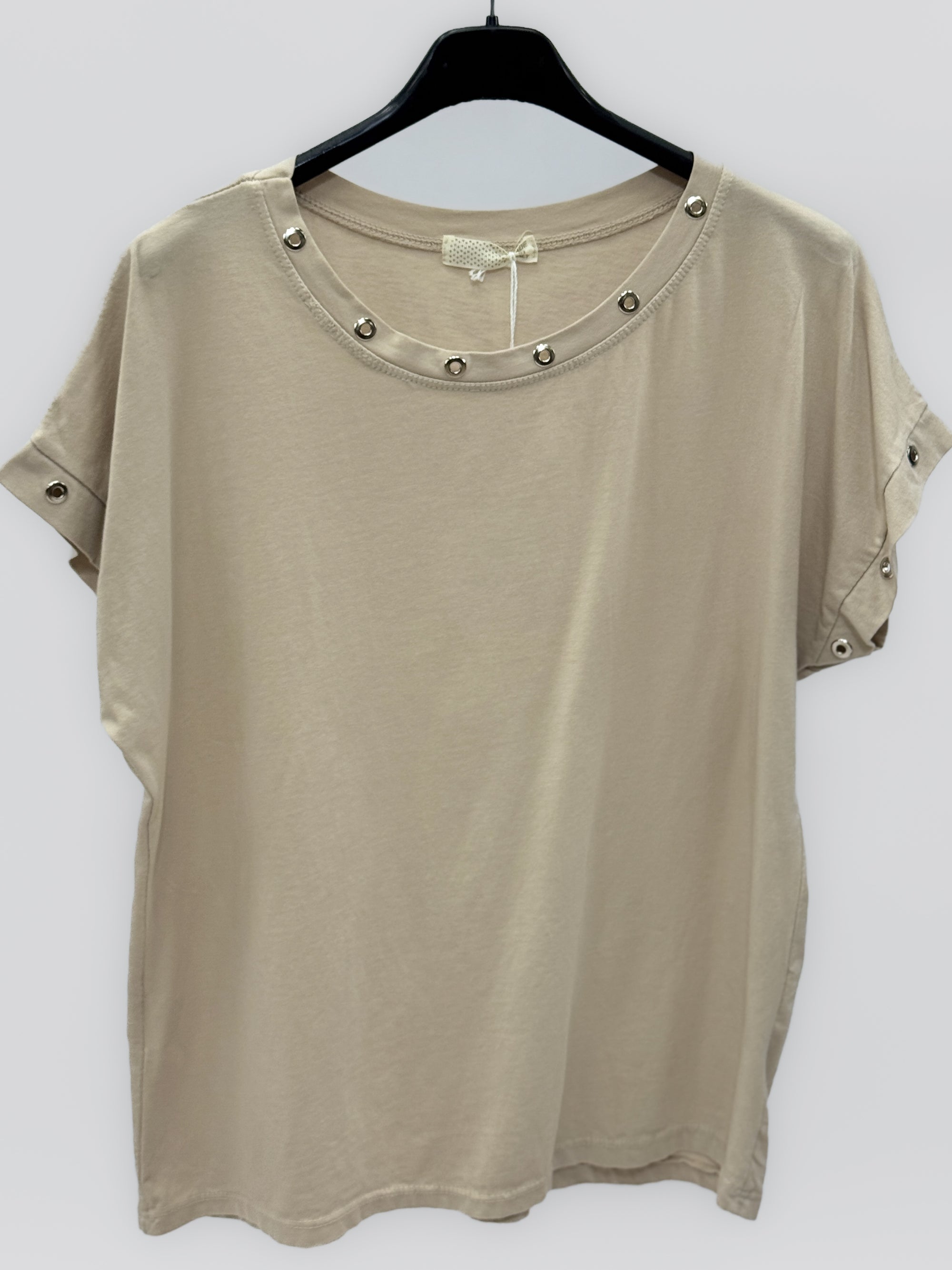T-shirt in Cotone con Occhielli