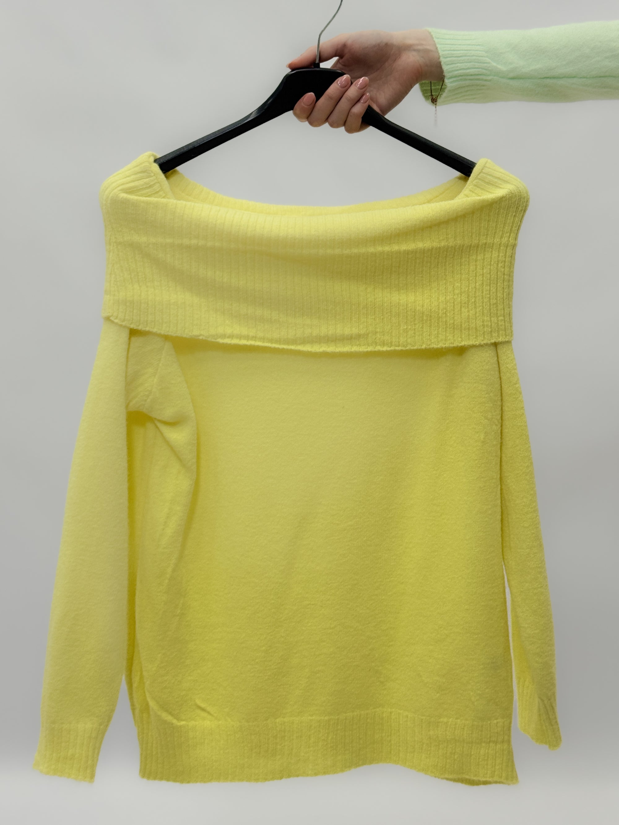 Maglia Off Shoulder in Maglia Morbida