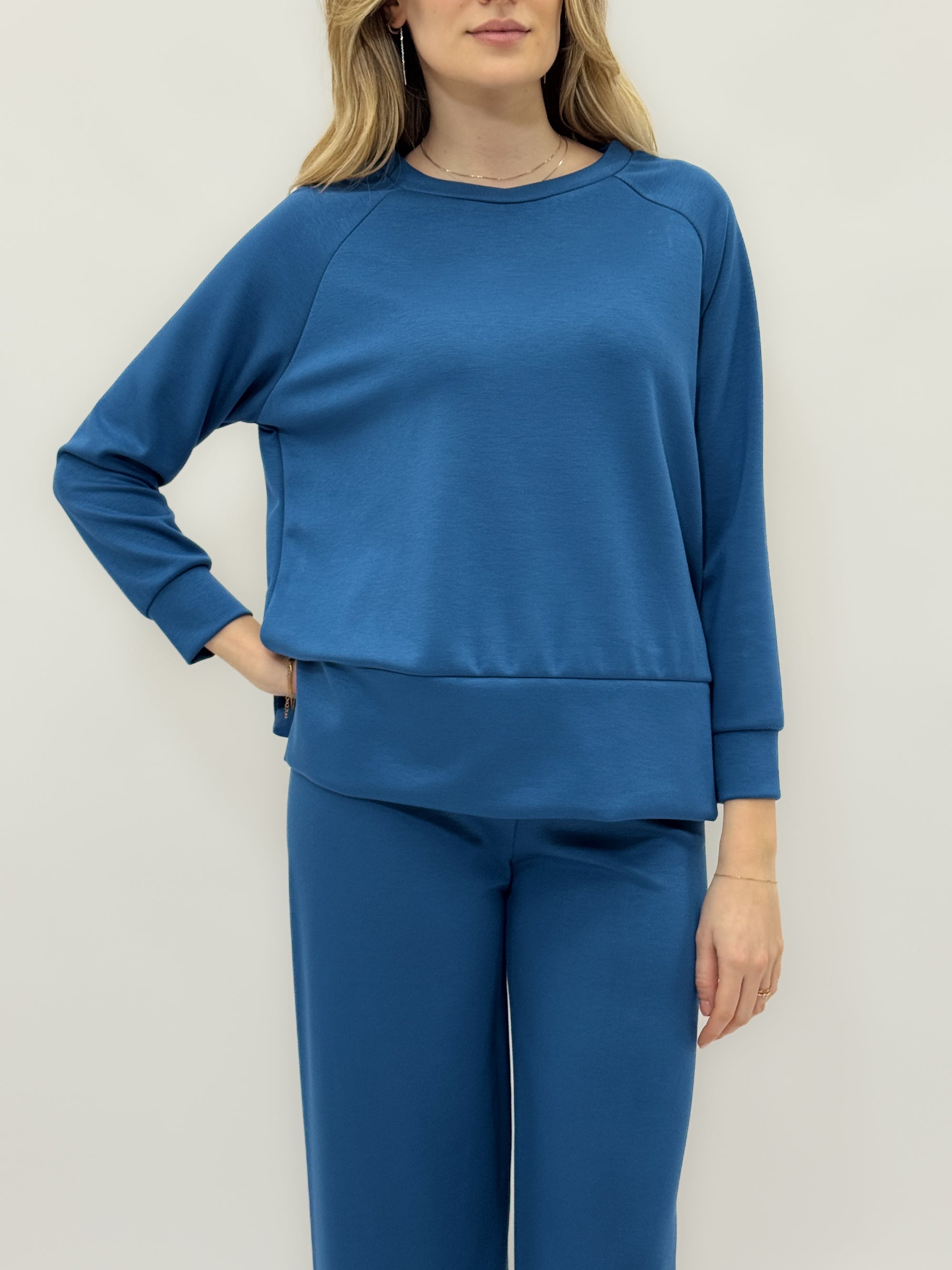Completo tuta con pantalone ampio