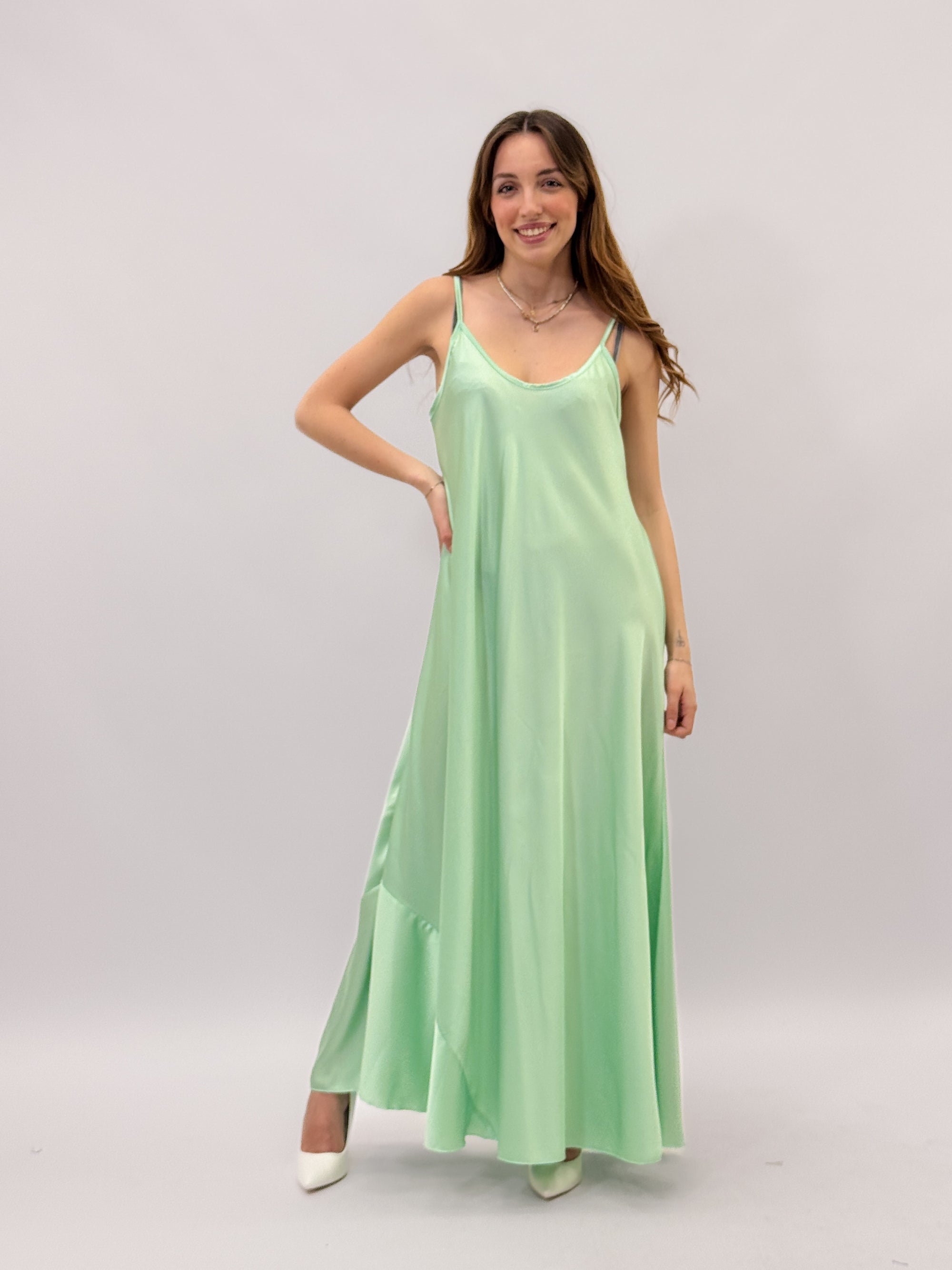 Abito lungo satin con spalline