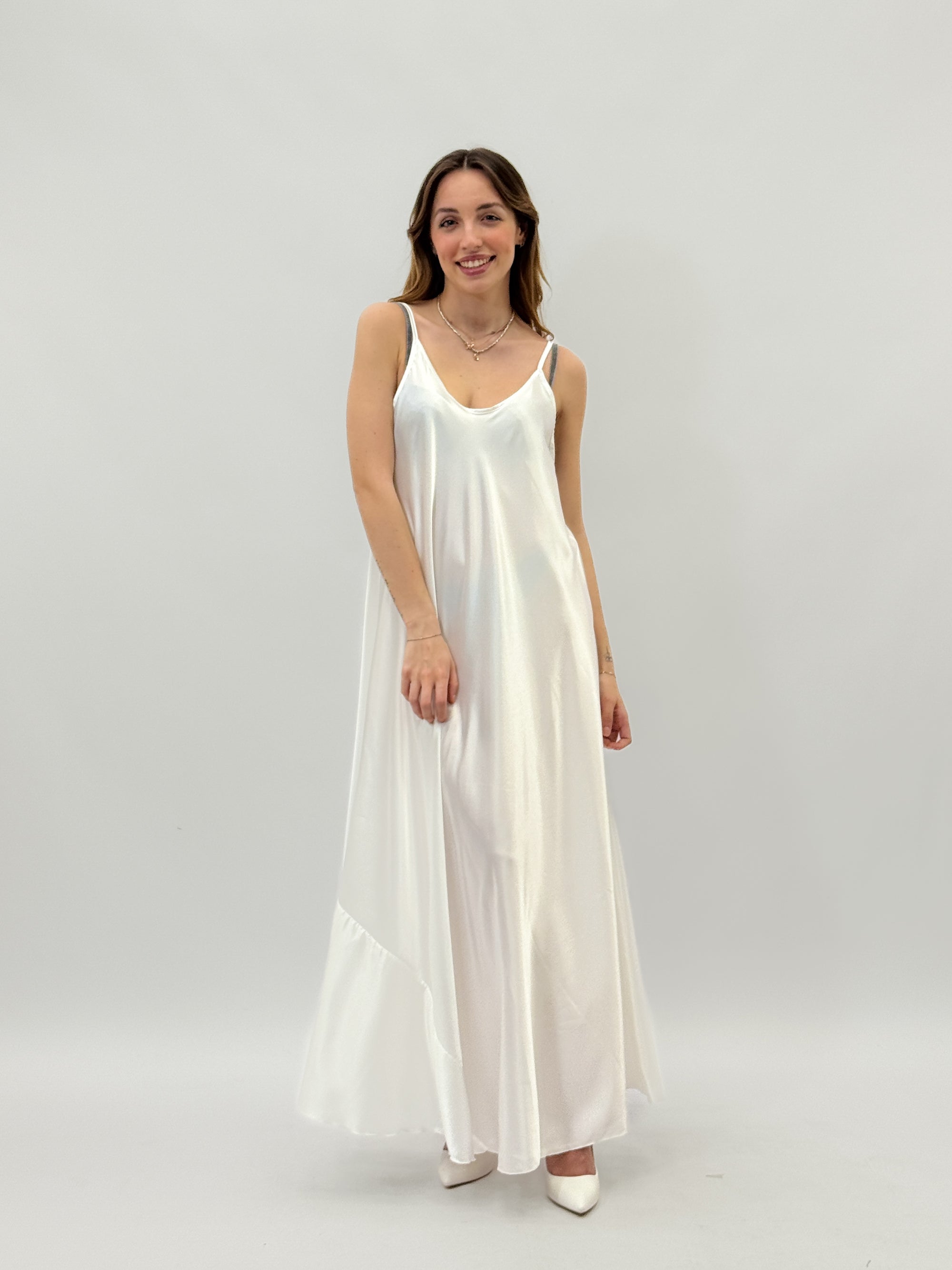 Abito lungo satin con spalline
