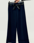 Pantaloni Palazzo con Cintura – Eleganza Moderna