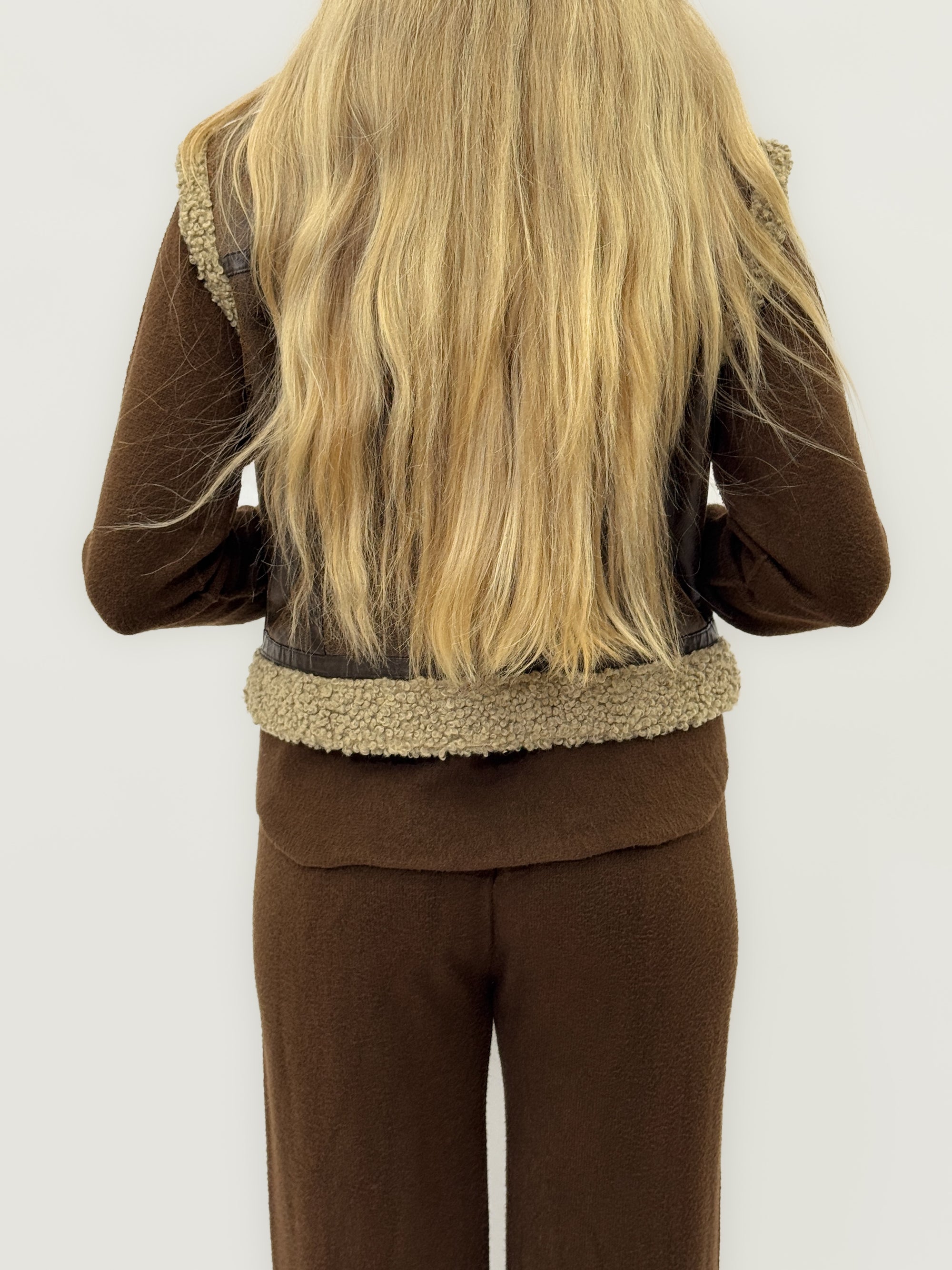 Gilet effetto montone con interno teddy – Caldo e grintoso