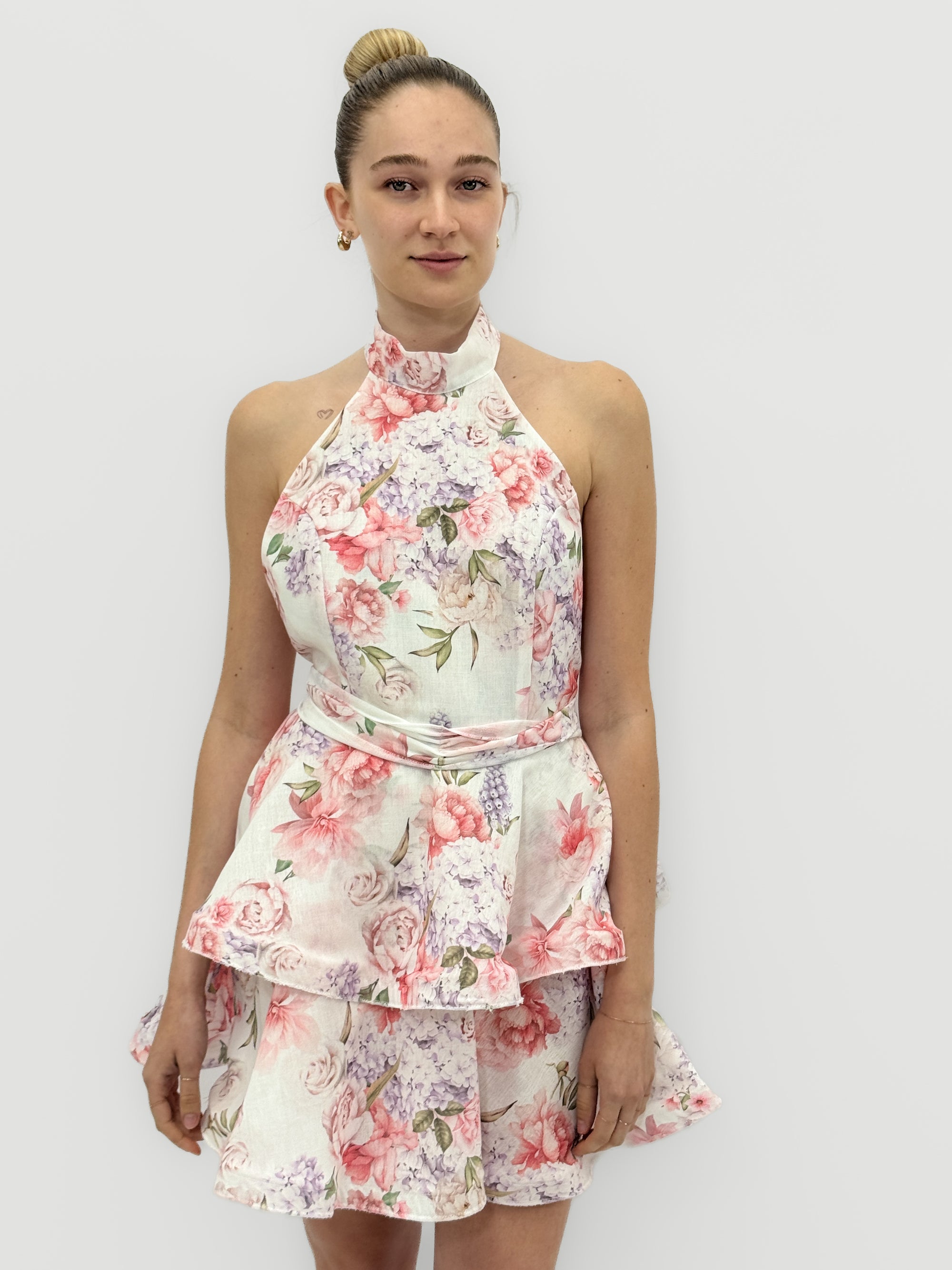 Abito Corto Floreale con Scollo Halter