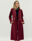 Cappotto lungo con cintura e dettagli dorati