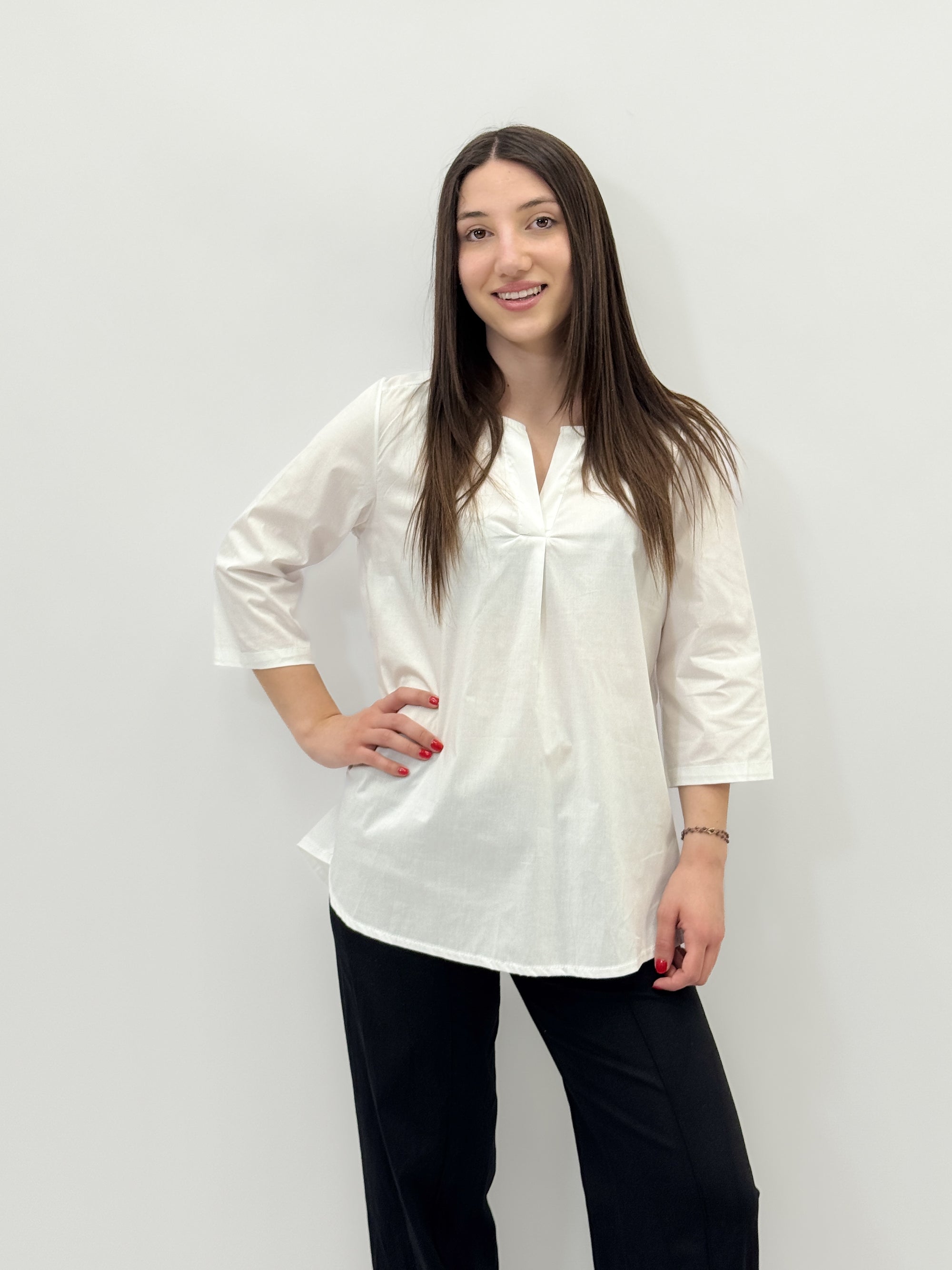 Camicia Basic in Cotone – Semplice, Comoda e Sempre Perfetta