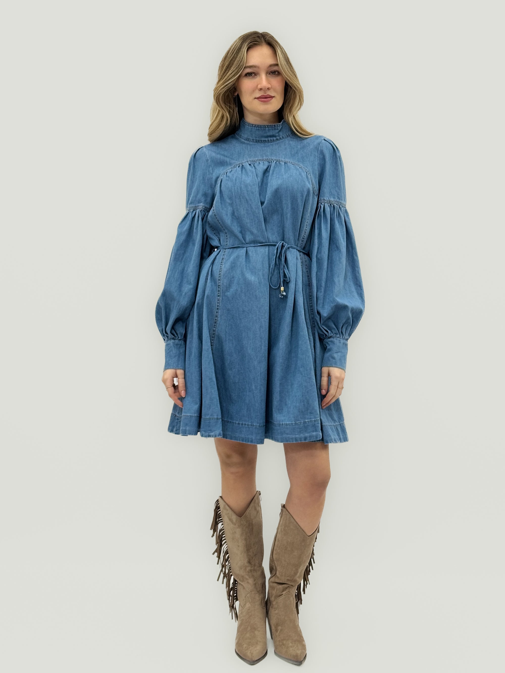 Abito Corto in Denim con Maniche a Palloncino e Cintura