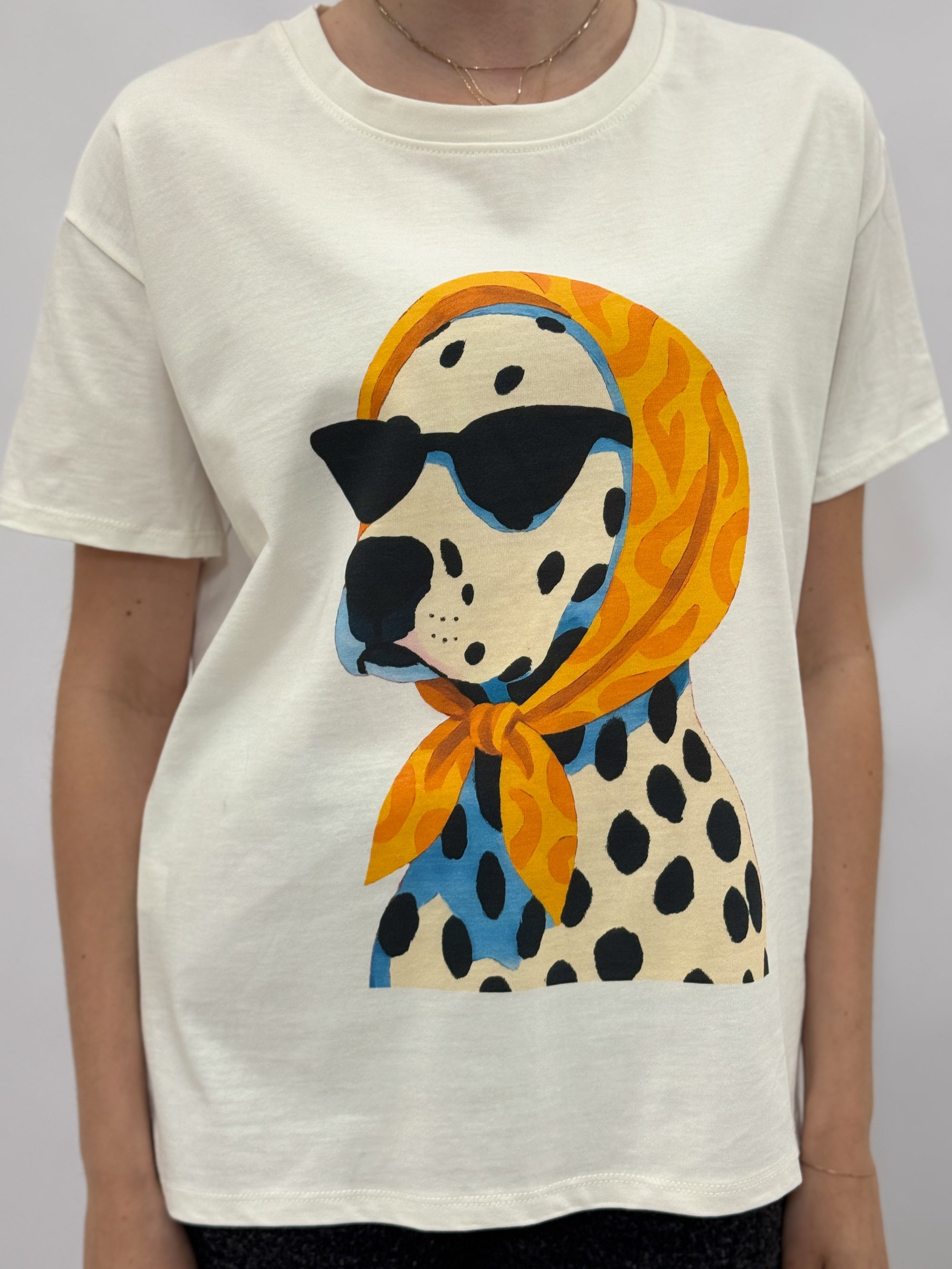 T-shirt Bianca con Stampa Dalmata Bandana