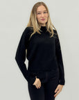 Maglione con collo alto morbido – Comfort e stile essenziale