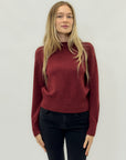 Maglione con collo alto morbido – Comfort e stile essenziale