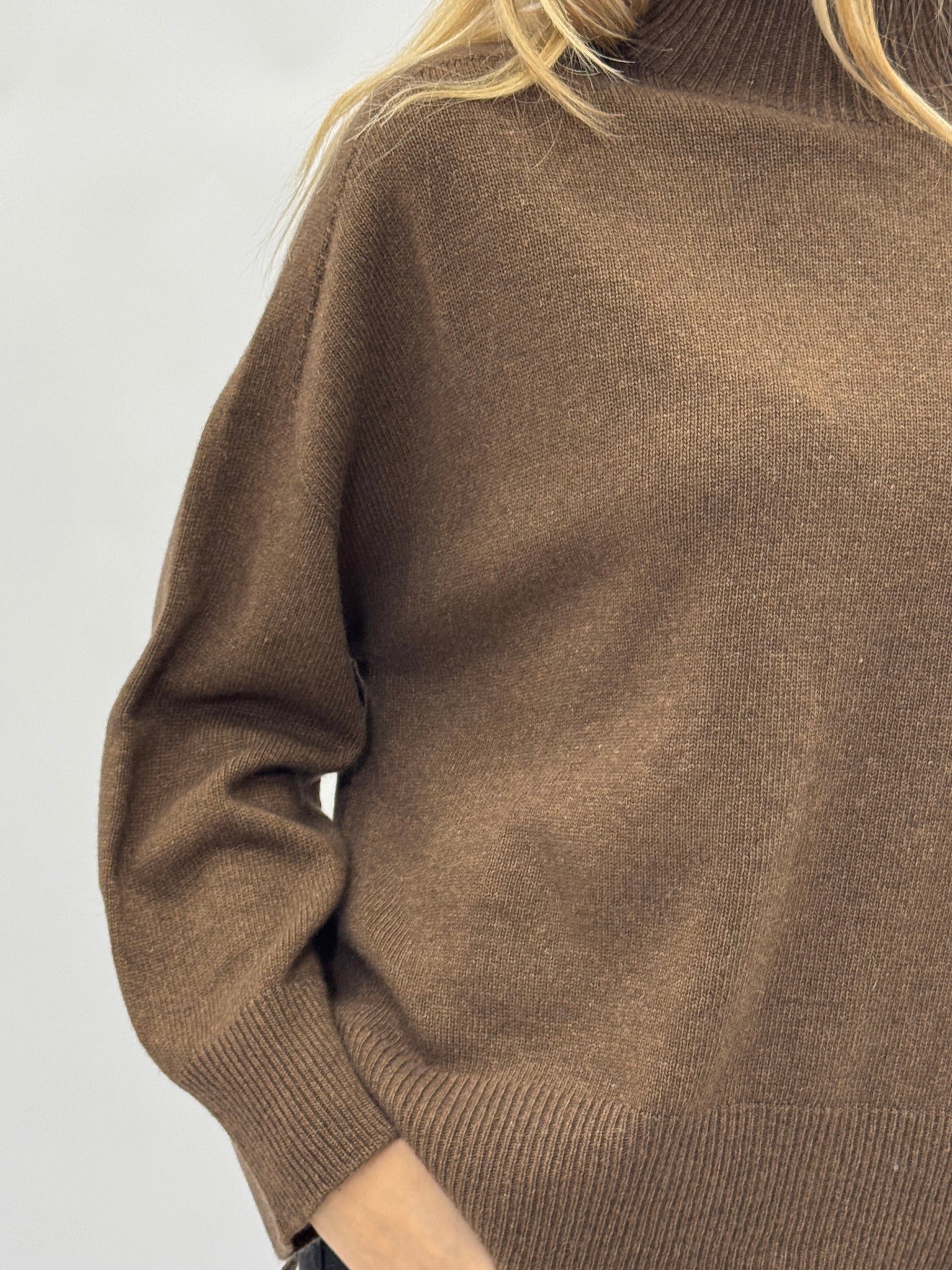 Maglione dolcevita morbido in lana e cashmere – Eleganza e comfort quotidiano