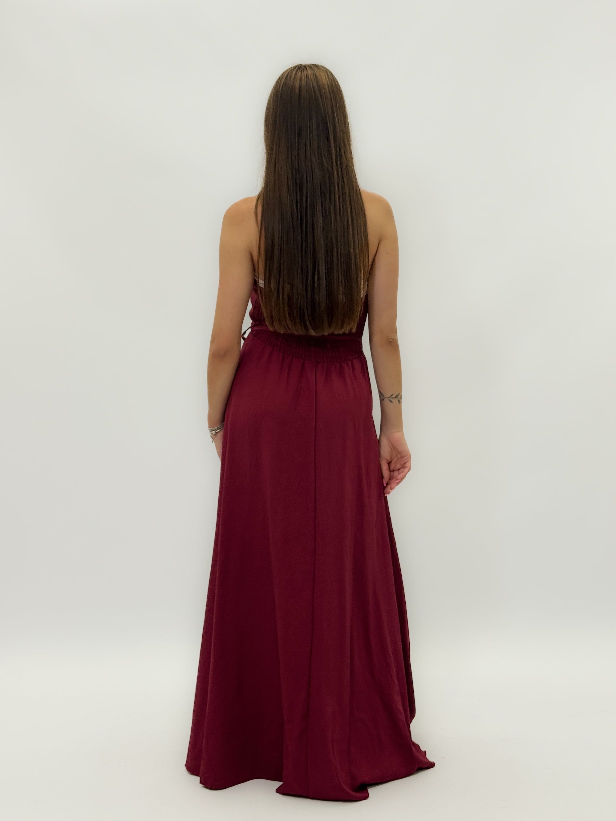 Abito lungo scollo halter