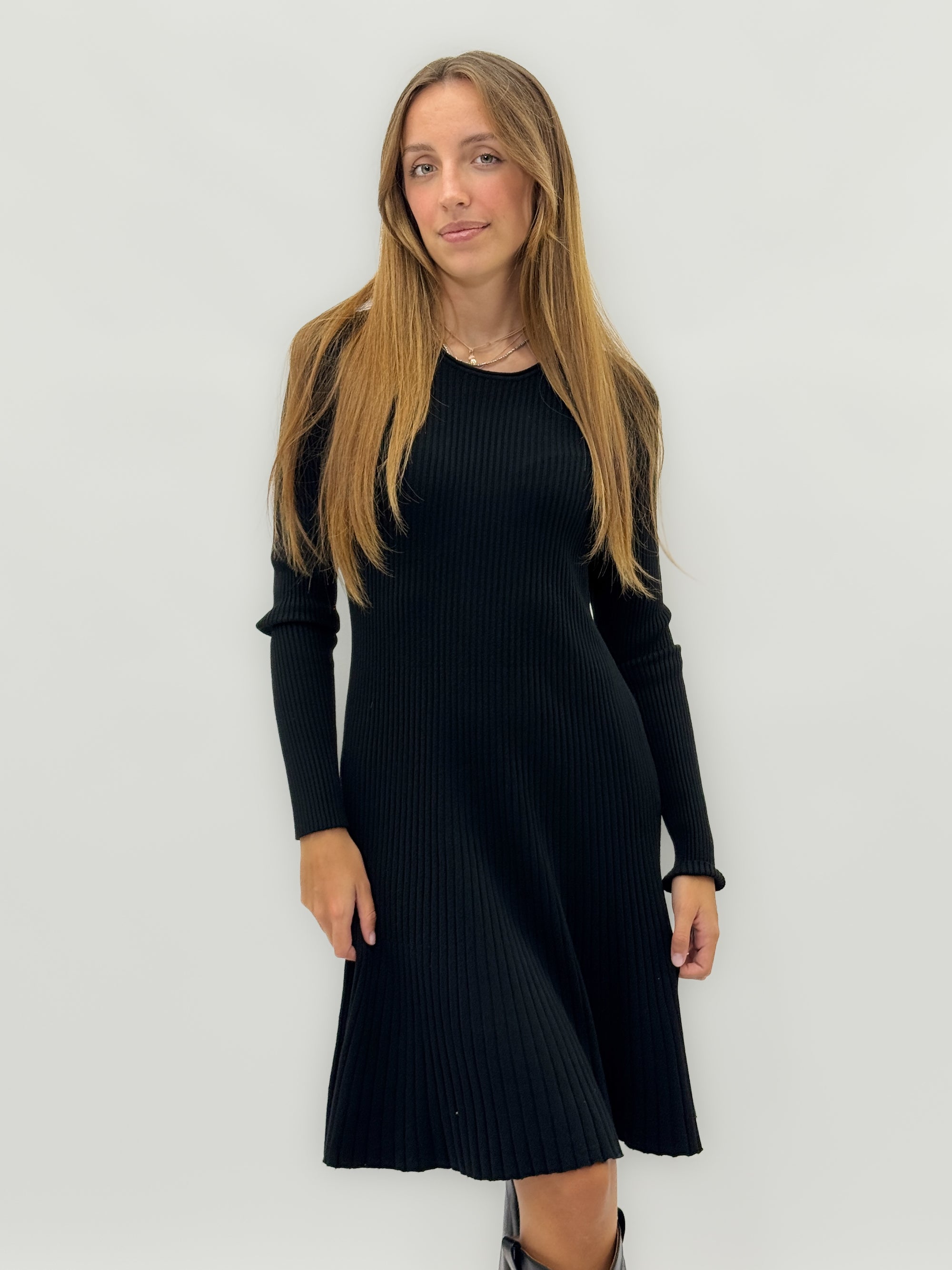 Abito in maglia elasticizzato – Eleganza e comfort